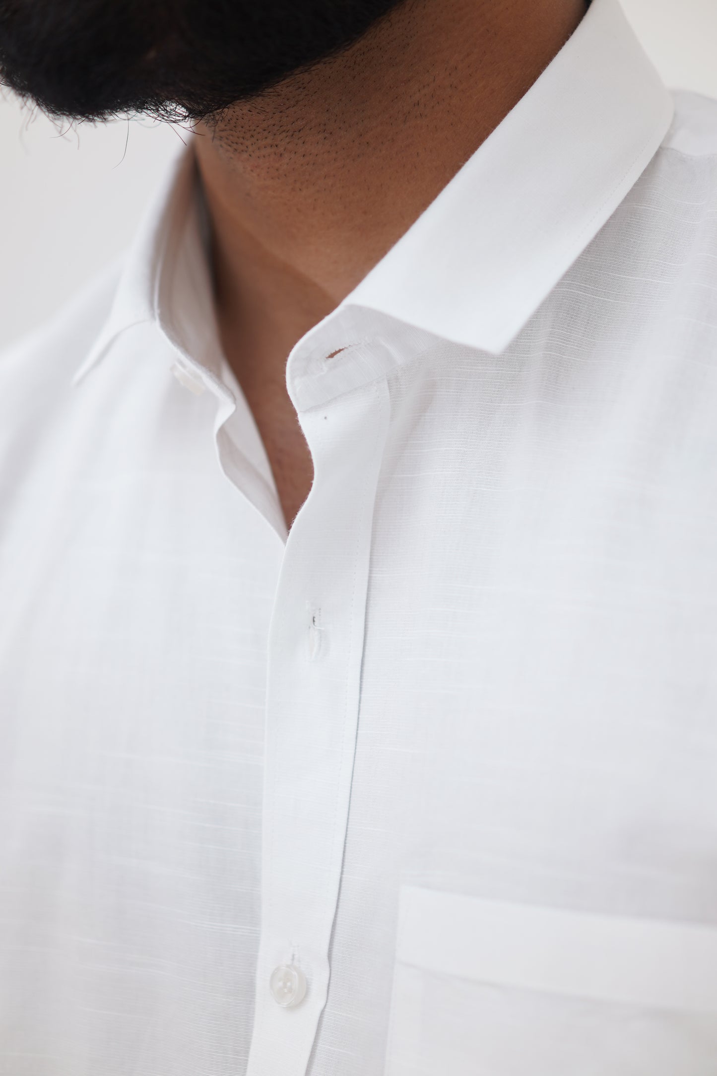Essential White Slub Linen Shirt (Regular Fit)